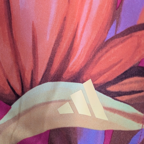 Adidas Women's Farm Rio Pacer Shorts . Size Large - Picture 7 of 8